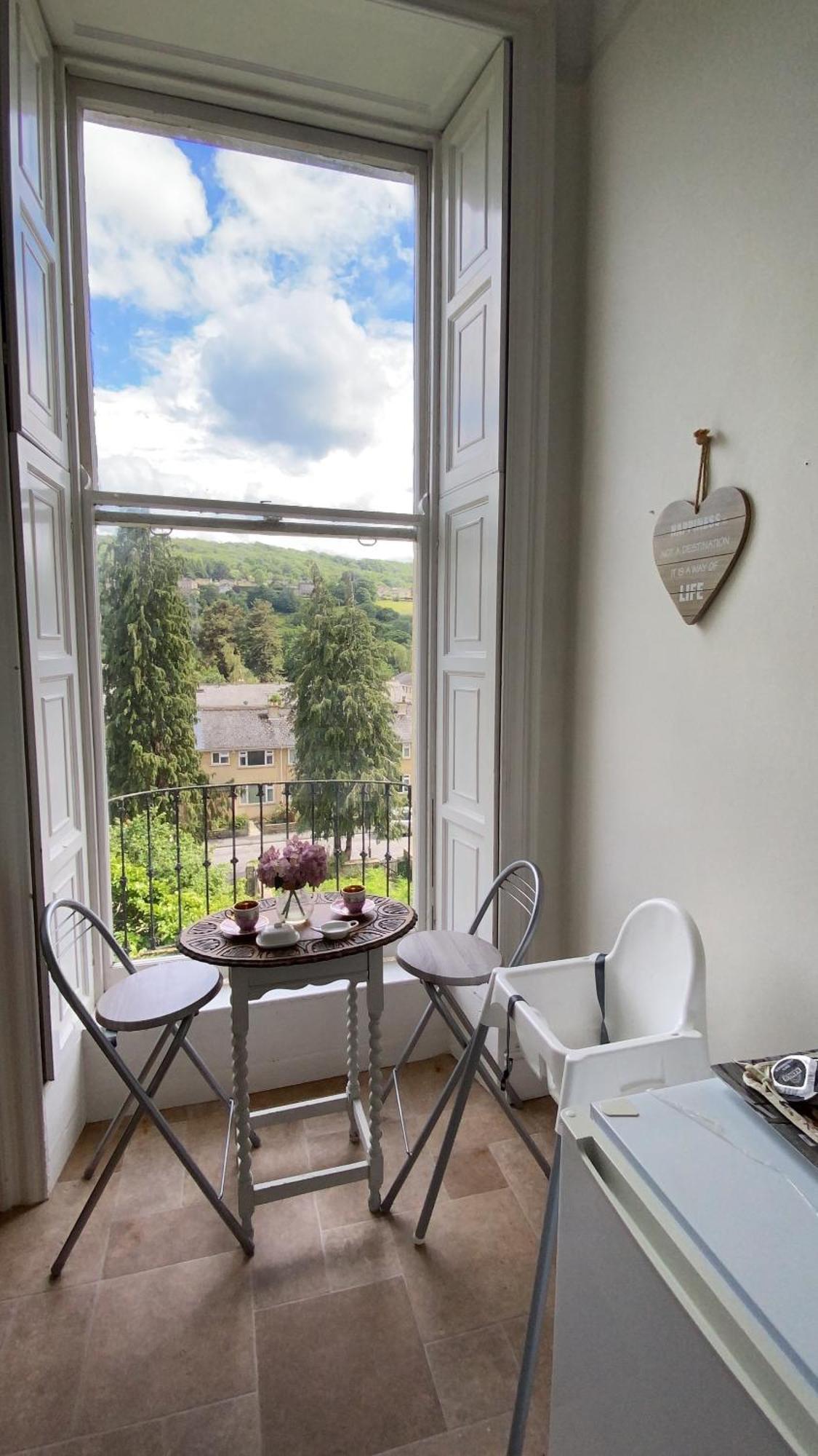 Grosvenor Apartments In Bath - Great For Families, Groups, Couples, 80 Sq M, Parking Ngoại thất bức ảnh
